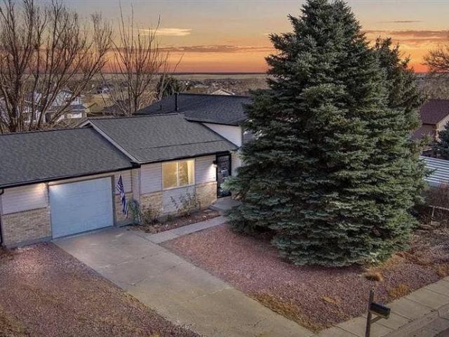 3BR/2BA Home available October 1st