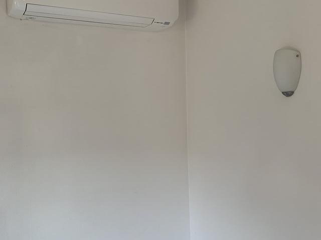 3BR aircondition AC 10 min to Patch 5 minutes to Panzer 15 minutes to Kelly huge balcony