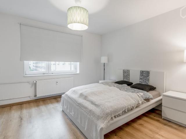 3BR Apartment in central location, Essen Amsterdam Apartments for Rent