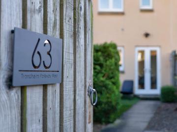 3BR Home with 2 Sofa Beds, Sleeps 6 Dunfermline
