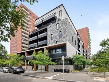 3BR + Study CARLTON CENTRAL FACING SUNNY NORTH