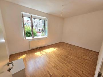 3er WG taugliche Wohnung mit Top Verkehrsanbindung!
