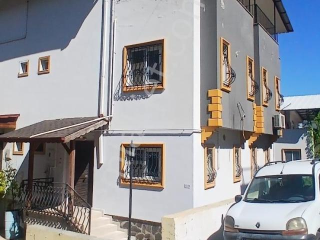 3ev Emlak'tan Çukurova Konaklarında 4+1 Temiz Kiralık Villa