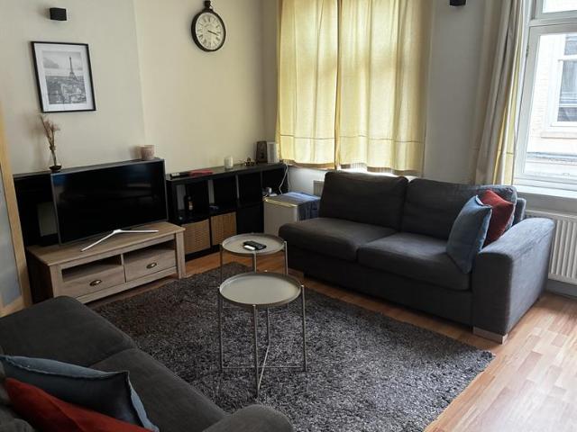 3k appartement beschikbaar in het centrum van Utre