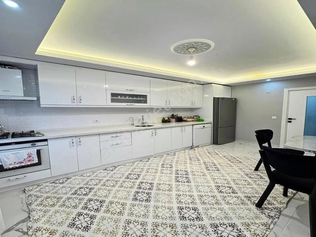 3m Yapı'dan Mehmet Akif Mah'de 220m² 5+1 Dubleks Daire!