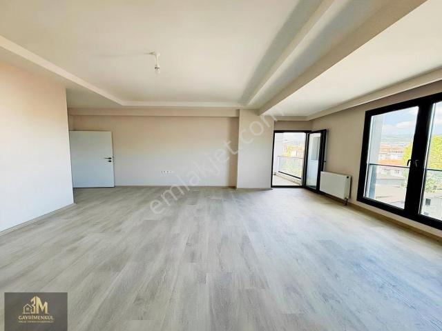 3m'den Orhangazi Mah.'de Ferah Ve Kullanışlı 3+1 Kiralık Daire