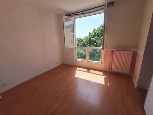 3P 74M2 à qqs mn à pied du RER A Cergy Saint Christophe