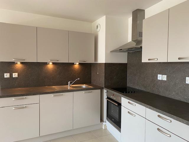 3P avec Terrasse de 20 m2 & Parking Strasbourg, Rue Livio