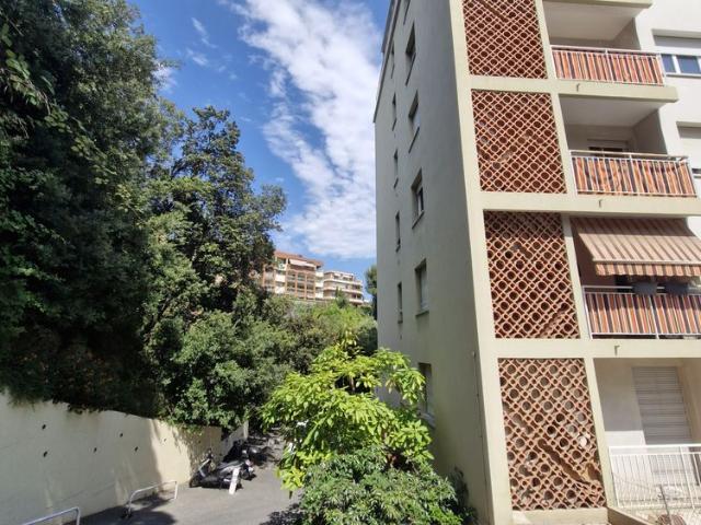 3P MEUBLE 70m² LA LANTERNE