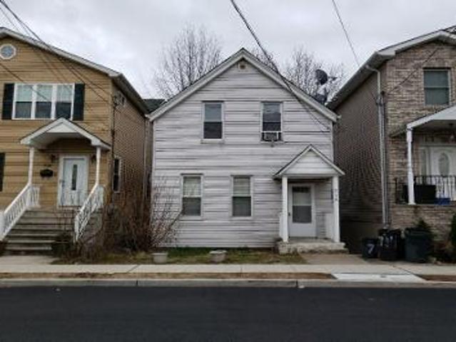 3rd St