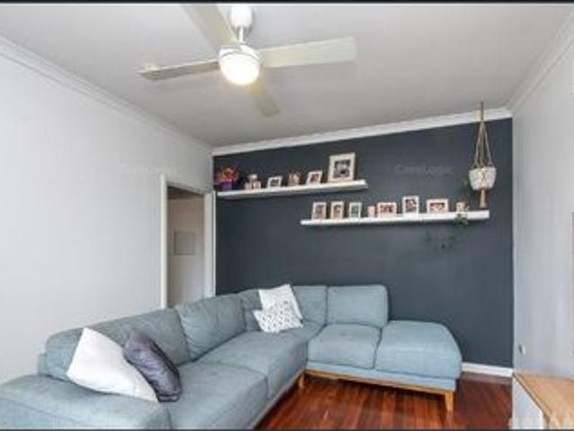 3x1x2 HOUSE OFFERING GREAT VALUE