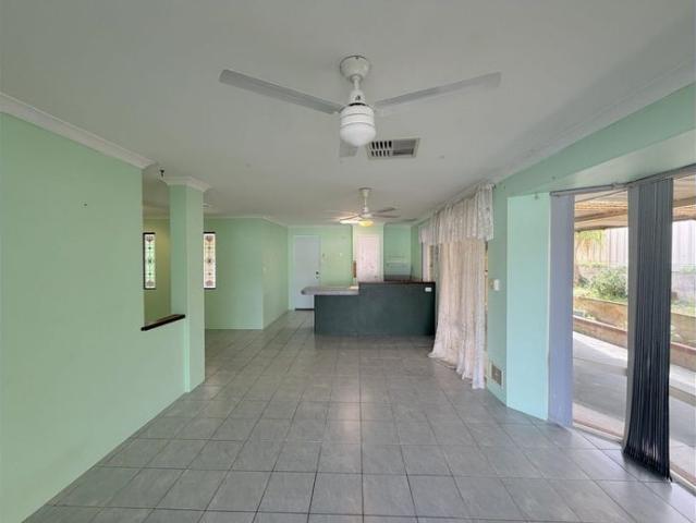 3x1 House in Leda with Double Garage