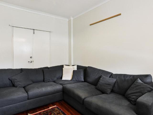 3X2 CHARACTER HOME WITH ATTACHED STUDIO GRANNY FLAT