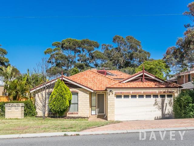 3X2 FAMILY HOME!