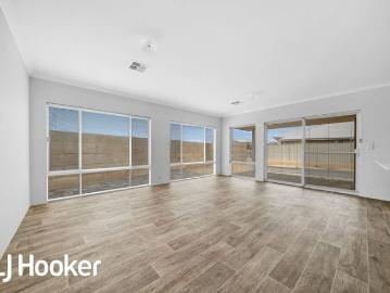 3x2 Family home in Alkimos