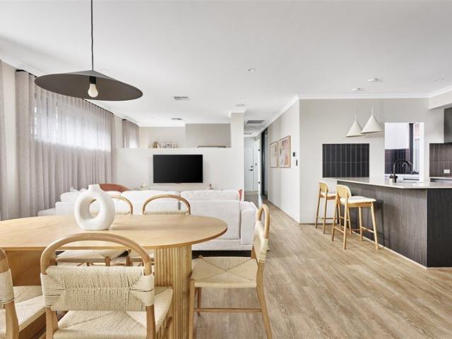 3x2 in Hilbert Ideal for First Home Buyer, get in the market now!