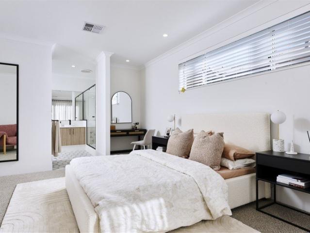 3X2 TURNKEY HOME | BRAE ESTATE, HIGH WYCOMBE