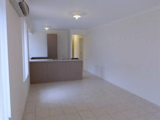 3x2 Unit in St James with Alfresco