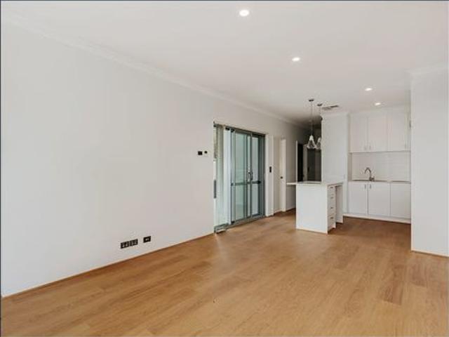 3x2 Villa in Prime Location!