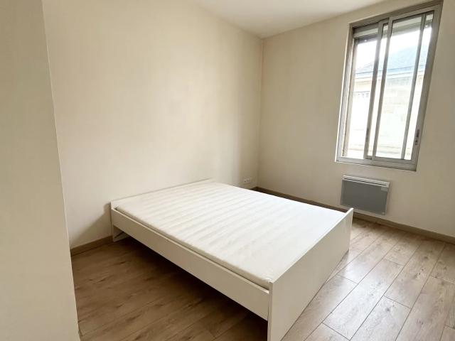 T3 48,69M2 BORDEAUX