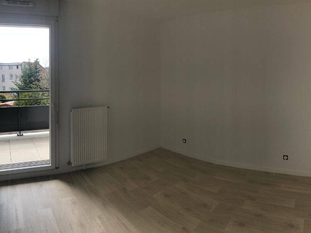 T3 63,7 m² avec balcon et parking double – Longjumeau