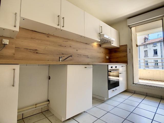 T3 – 66.72 m² – GARAGE – BALCON – 69100 VILLERUBANNE