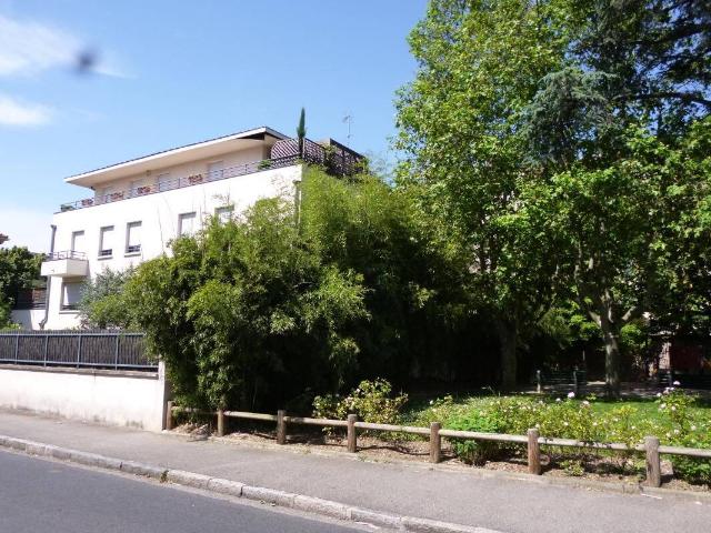 T3 69003