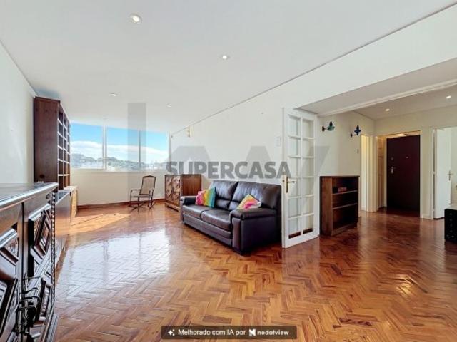 T3 6.º andar vista desafogada Avenida dos Estados Unidos da América