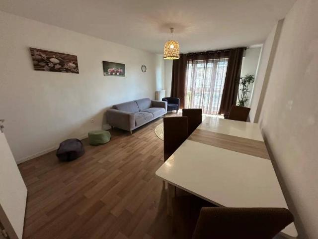 T3 / 73m² / Melun RER D