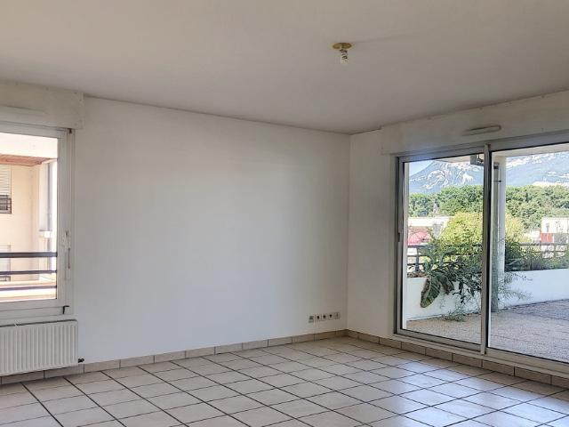 T3 76,85 m² – REZ DE CHAUSSÉE – TERRASSE 40 m² – LE BOURGET DU LAC