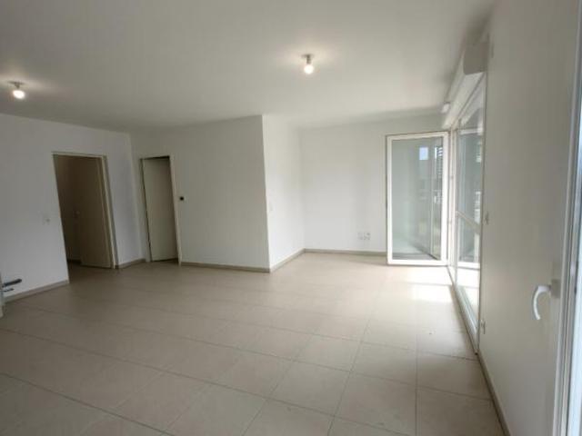 ? T4 81,7 M² avec jardin + terrasse + garage ? Résidence récente à Voreppe 293000E