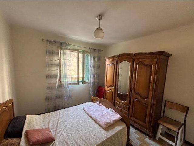 T3