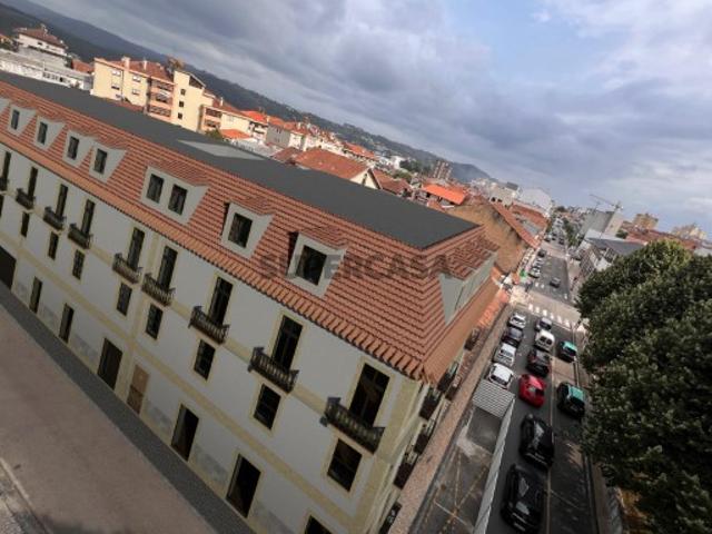 T3 2º andar FRAÇÃO J 2 lugares de garagem + 1 arrumo