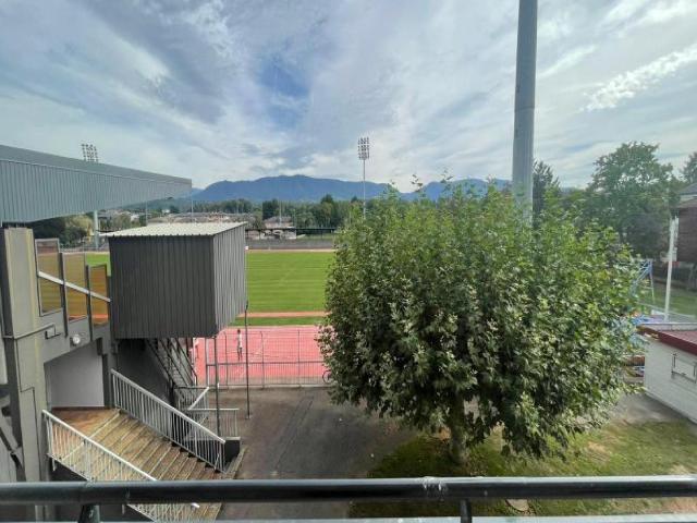 T3 THONON LES BAINS 64 avenue Général de Gaulle.