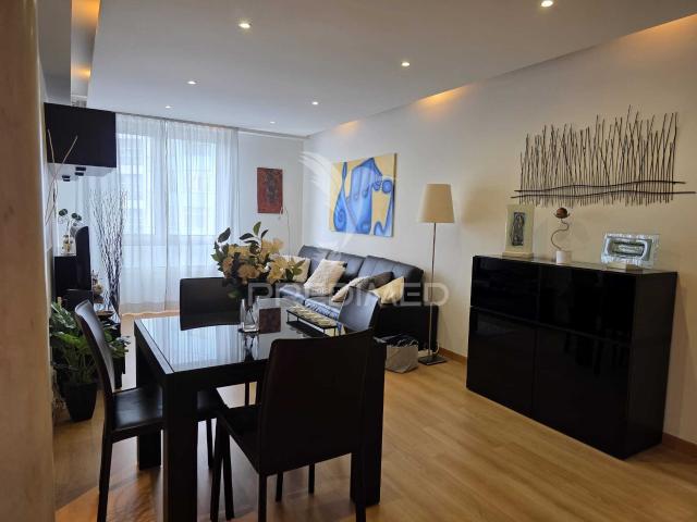 T3 totalmente remodelado na Portela | Garagem, arrecadação e pronto a habitar