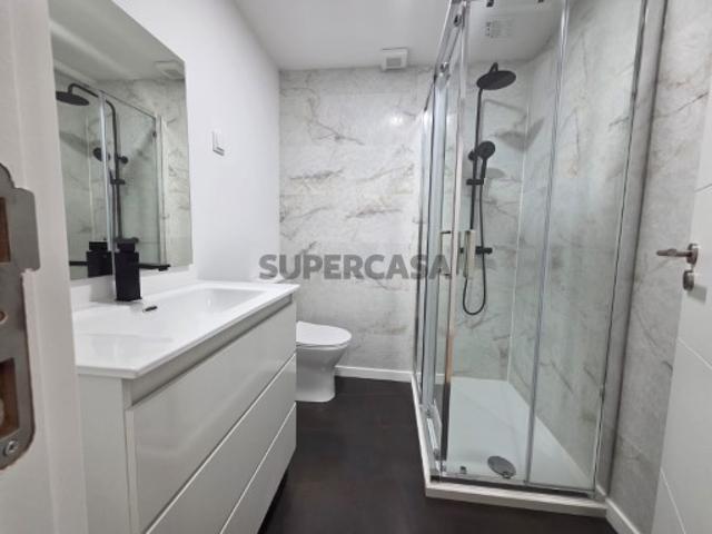 T3 Totalmente Remodelado Venteira, Amadora!