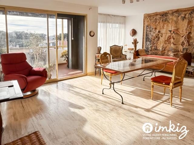 T3 + vue dégagée 8ième 9ième, balcon + parking