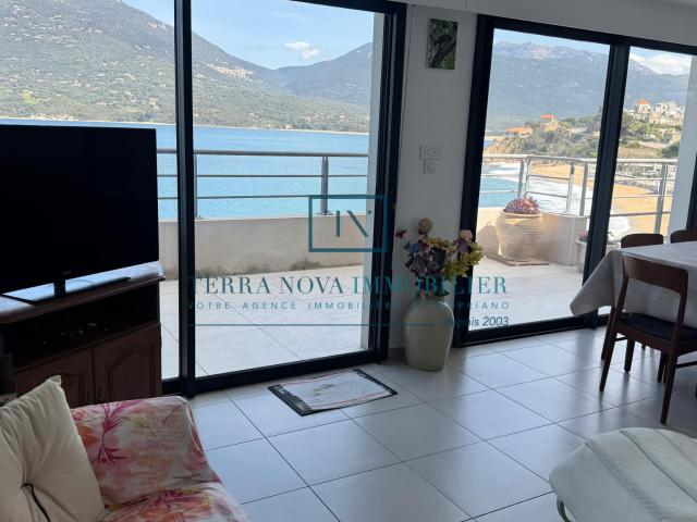 T3 VUE MER AVEC GRANDE TERRASSE