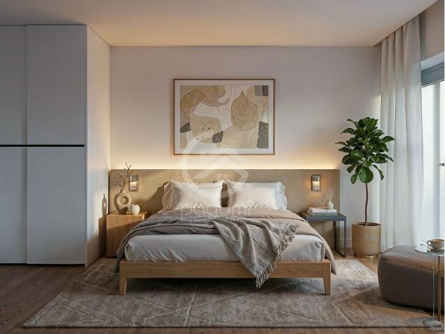 T3 Apartamento Duplex | Último Piso | Junto ao Estádio do Dragão | Terraço com 43,93 m²