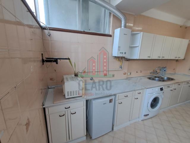 T3 Arrenda se em Santa Clara em Coimbra
