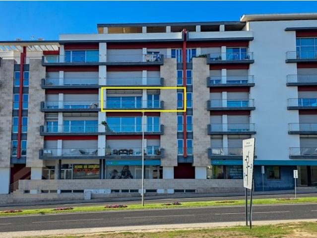 T3 Av. Combatentes Alcobaça