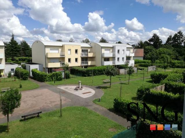 T3 AVEC BALCON 1ER ETAGE PARKING