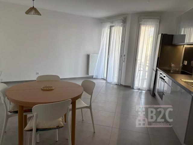 T3 avec balcon et garage ILE VERTE