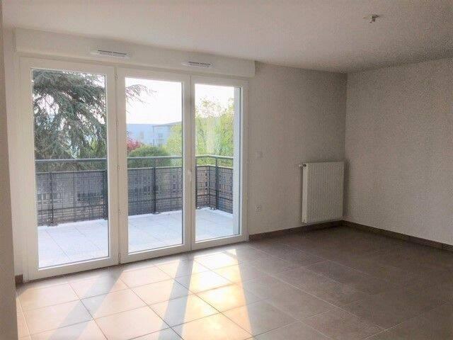 T3 avec balcon et parking à TOULOUSE