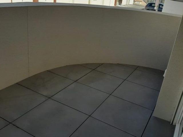T3 AVEC BALCON ET PARKING DOUBLE
