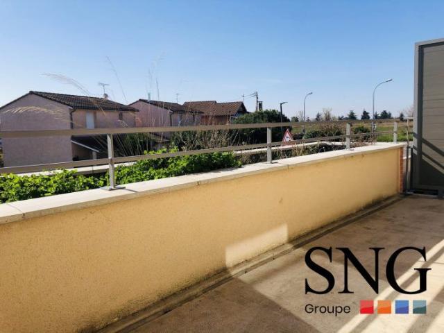 T3 AVEC BALCON ET PARKING DOUBLE