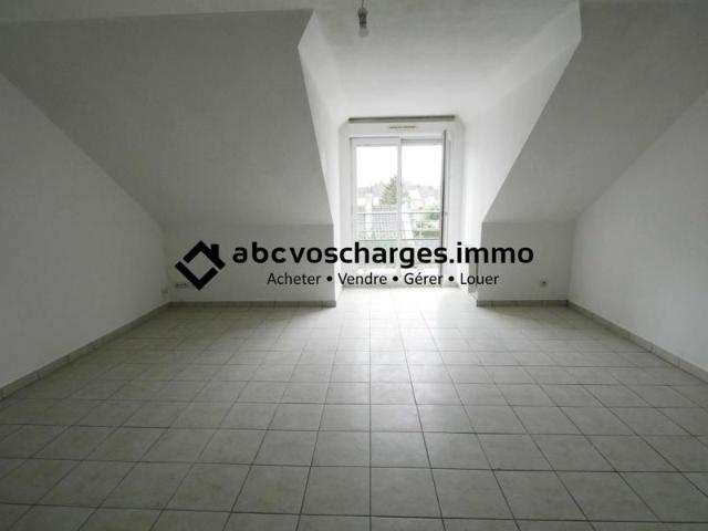 T3 avec balcon + parkings en résidence récente