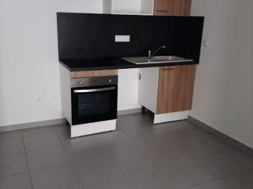 T3 AVEC GRAND BALCON ET PARKING