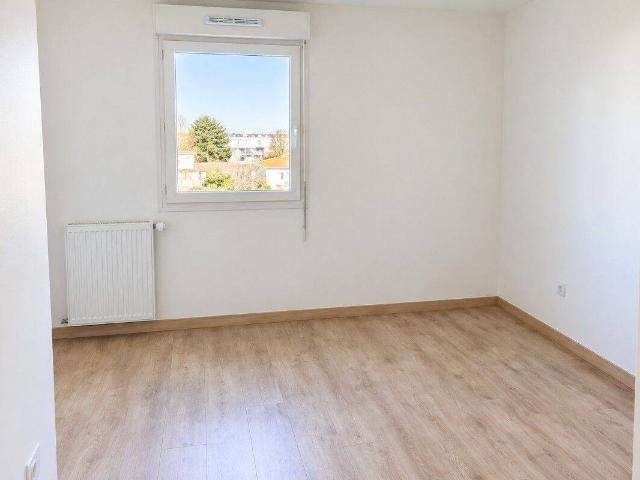 T3 avec loggia et parkings à TOULOUSE