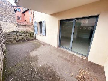 T3 avec terrasse et parking
